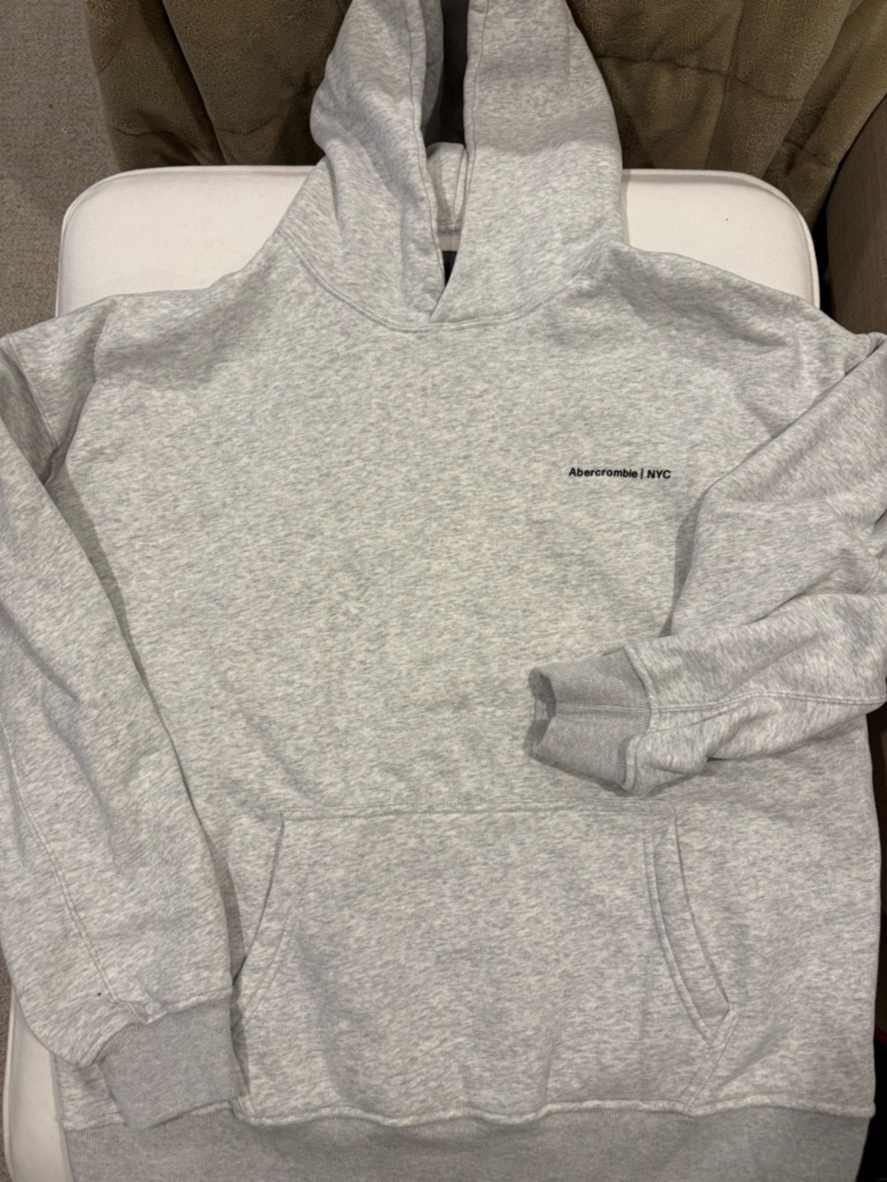Abercrombie & Fitch Soft Essentials Hoodie Sweatshirt Men’s Large (Heather Gray)
